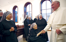Pope visits nuns protesting ACA provision