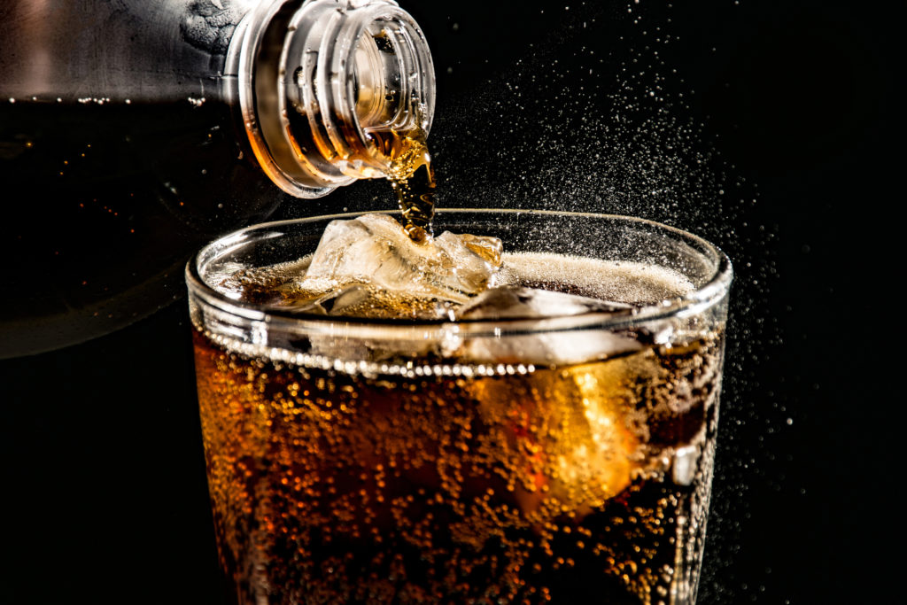 Older female soda drinkers face higher hip fracture risk: study