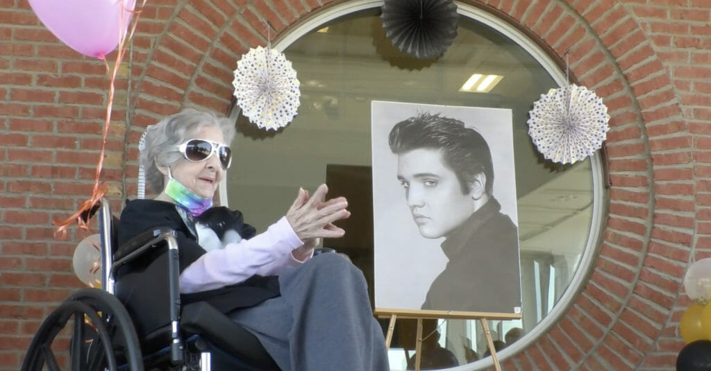 Nursing home surprises Elvis super fan with visit to Graceland